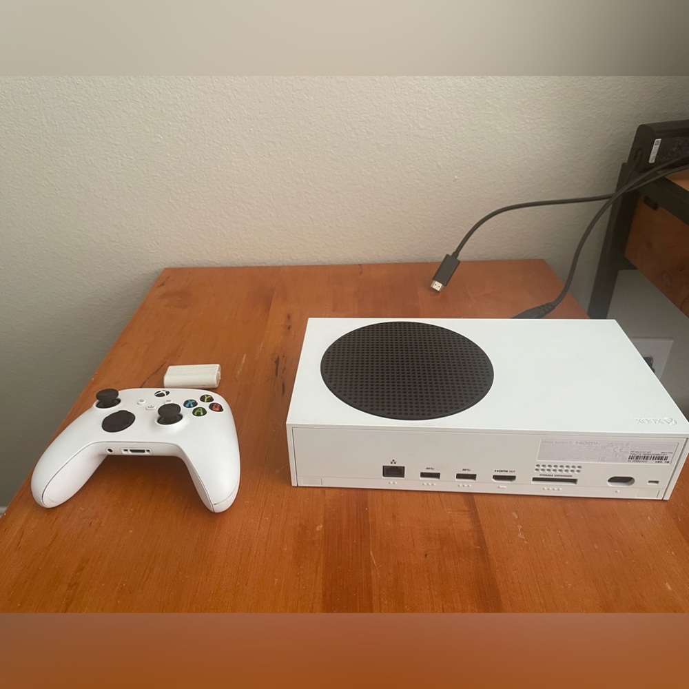 Xbox - Picture 2 of 4